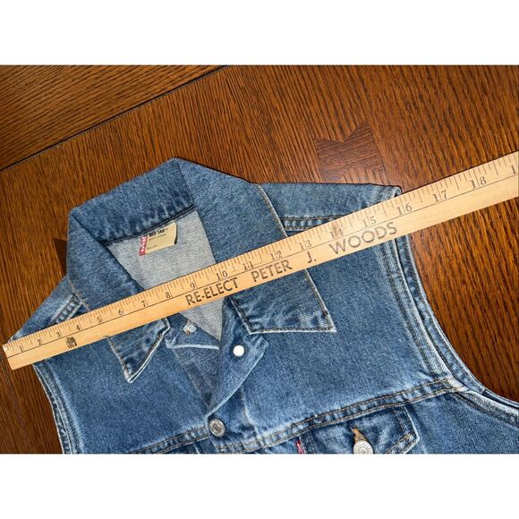 Levi’s Red Tab Denim Vest – Classic Blue Jean Sleeveless Jacket - Picture 14 of 14